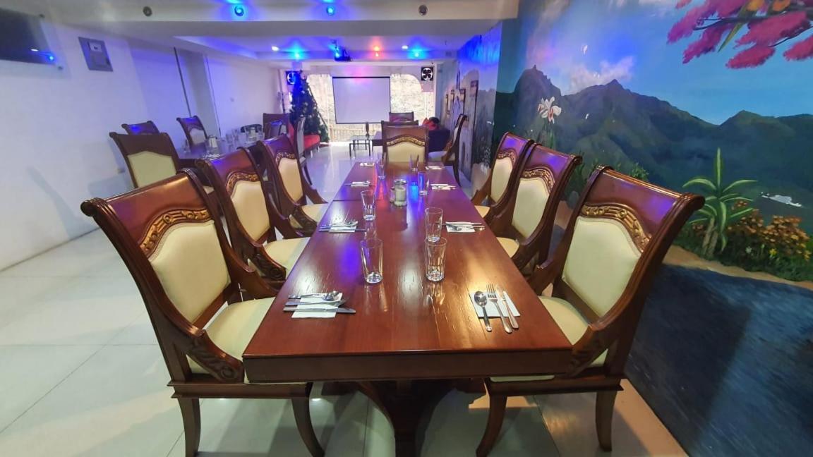 Hotel Loja Bella エクステリア 写真